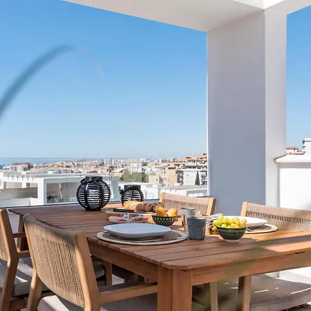 شقة Luxury With Sunny Roof Terrace - Sonrisa إِستيبونا