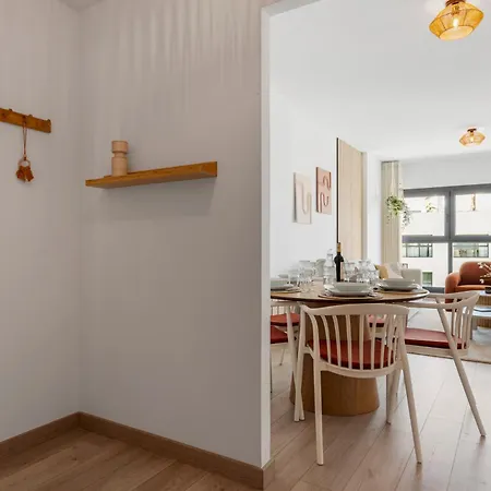 شقة Luxury With Sunny Roof Terrace - Sonrisa